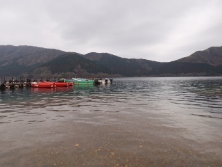 やれやれ、相変わらず手間の掛かる釣りだこと