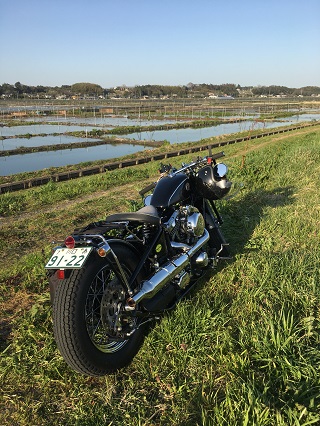 奥に見えるは霞ヶ浦